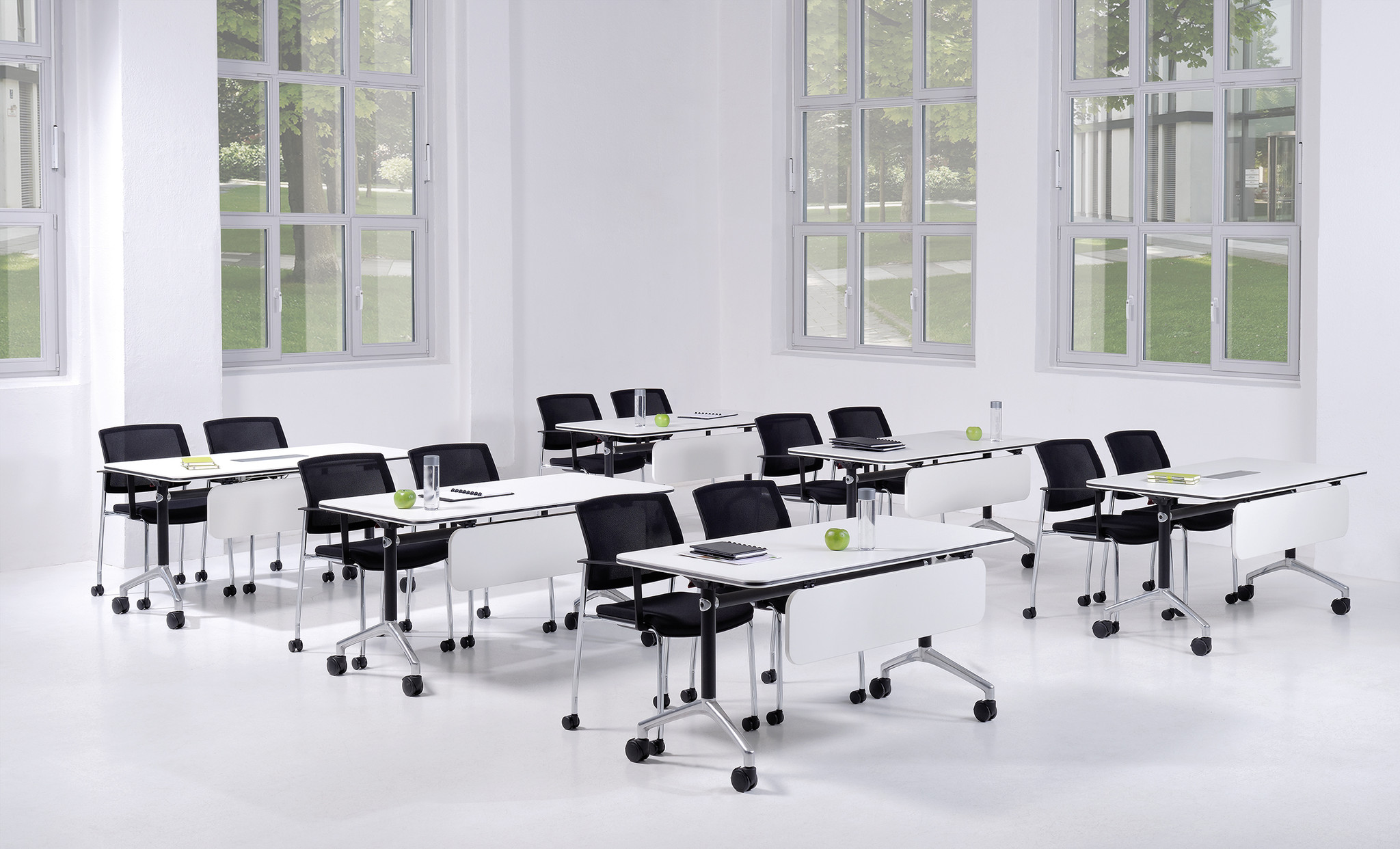 Konferenztische - fm® - Büromöbel: Büroeinrichtung aus Bösel